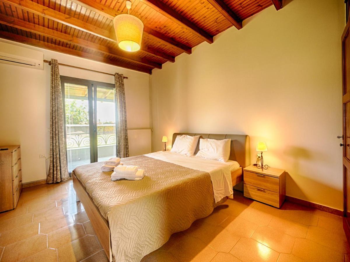 Cozy Family Friendly Apartment With Large Garden Close To Beaches - Dirella Kynopiástai 외부 사진