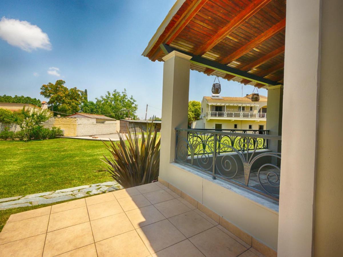 Cozy Family Friendly Apartment With Large Garden Close To Beaches - Dirella Kynopiástai 외부 사진