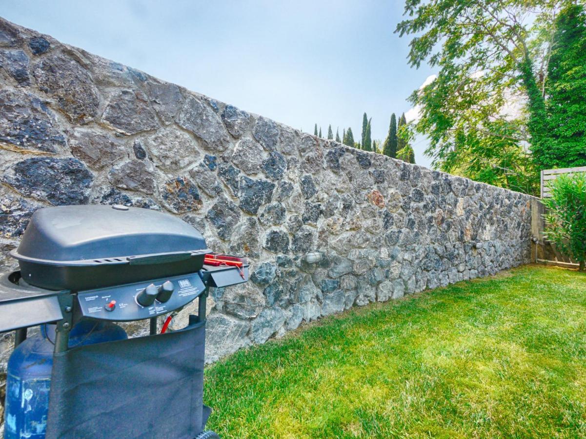Cozy Family Friendly Apartment With Large Garden Close To Beaches - Dirella Kynopiástai 외부 사진