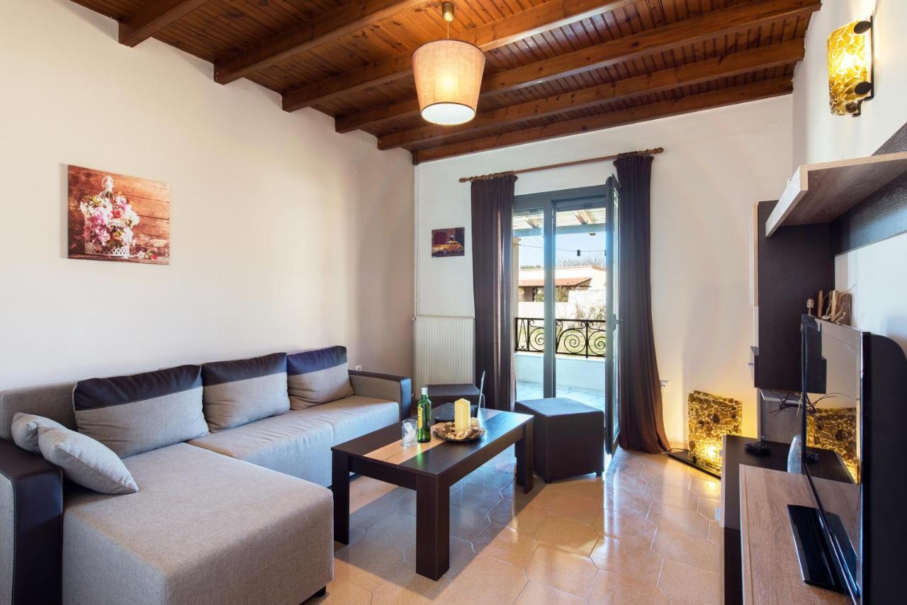 Cozy Family Friendly Apartment With Large Garden Close To Beaches - Dirella Kynopiástai 외부 사진