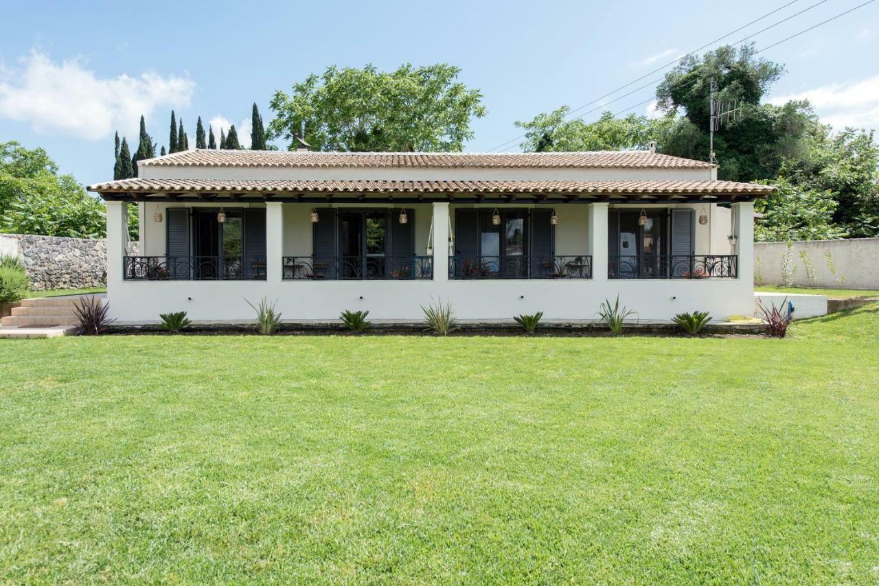Cozy Family Friendly Apartment With Large Garden Close To Beaches - Dirella Kynopiástai 외부 사진